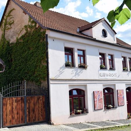 Rychta Bed & Breakfast Rataje nad Sazavou Luaran gambar